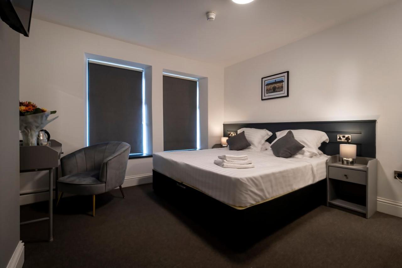 The Friendship Hotel Stocksbridge  Екстер'єр фото